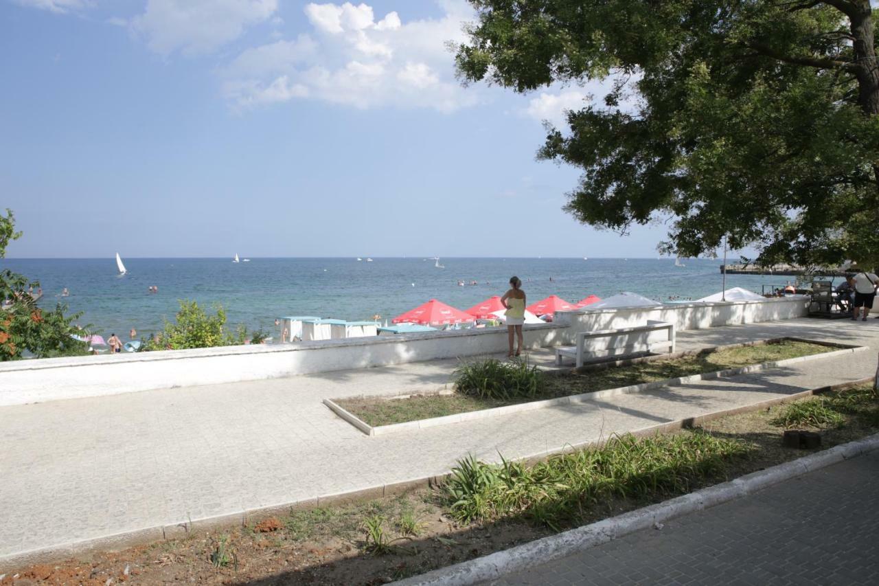Номер С Видом На Море В Отраде Oděsa Exteriér fotografie